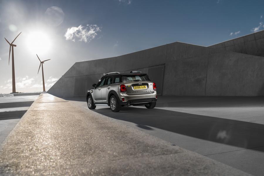  Mini Cooper S E Countryman ALL4 (F60) 2017 года  (WW) (фото 18 из 173)